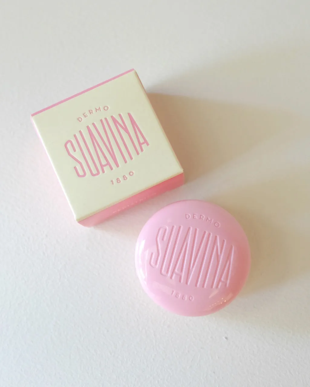 Suavina Lip Balm Jar, Strawberry